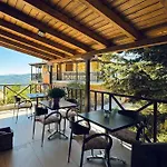 Mountain View Hotel *