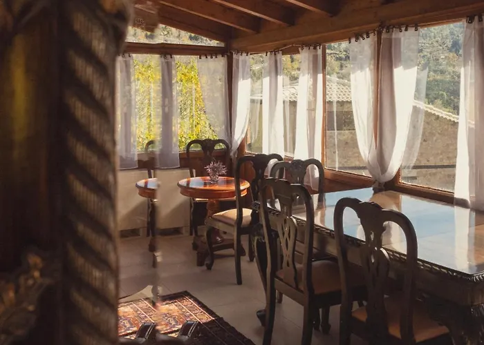 Mountain View Synikia Mesi Trikalon