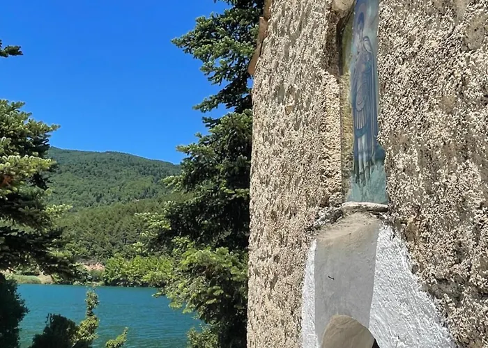 Mountain View Mészi Szinikía Trikálon